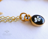 Flower Resin Necklace - Tiny Oval Queen Anne's Lace