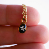 Flower Resin Necklace - Tiny Oval Queen Anne's Lace