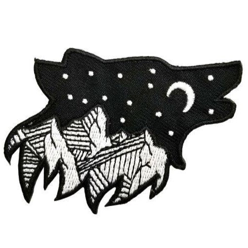 NIGHT SKY WOLF WITH MOUNTAINS PATCH